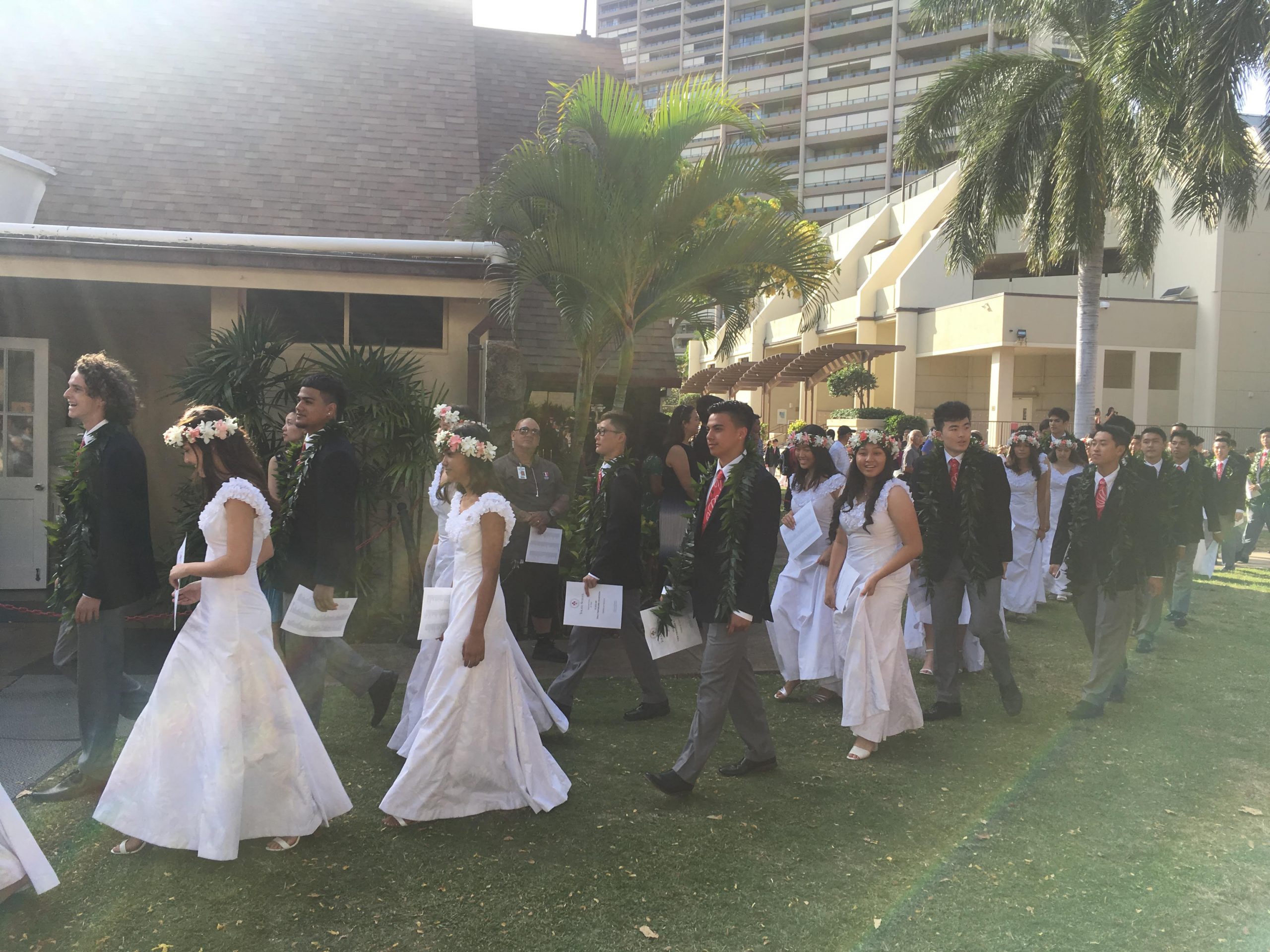 ハワイ州、高校卒業生数が全米で最も大きく減少する可能性